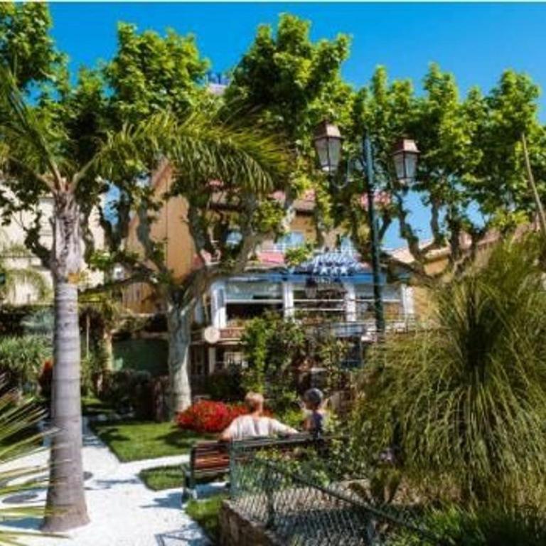 Appartement T2 avec Terrasse Sud, Climatisé, à Proximité Plage - Le Lavandou - FR-1-251-295 - Appartement (4 Adultes) - 14