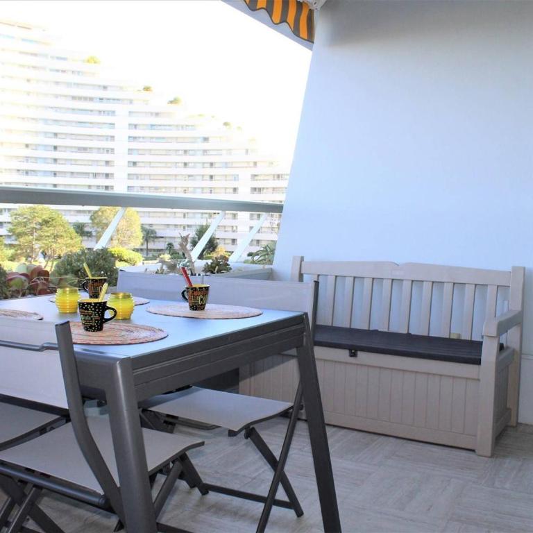 Charmant 2P en bord de mer, 4 couchages, marina, proche gare et centre, parking vélos et scooters - FR-1-252A-9 - Appartement (4 Adultes) - 4