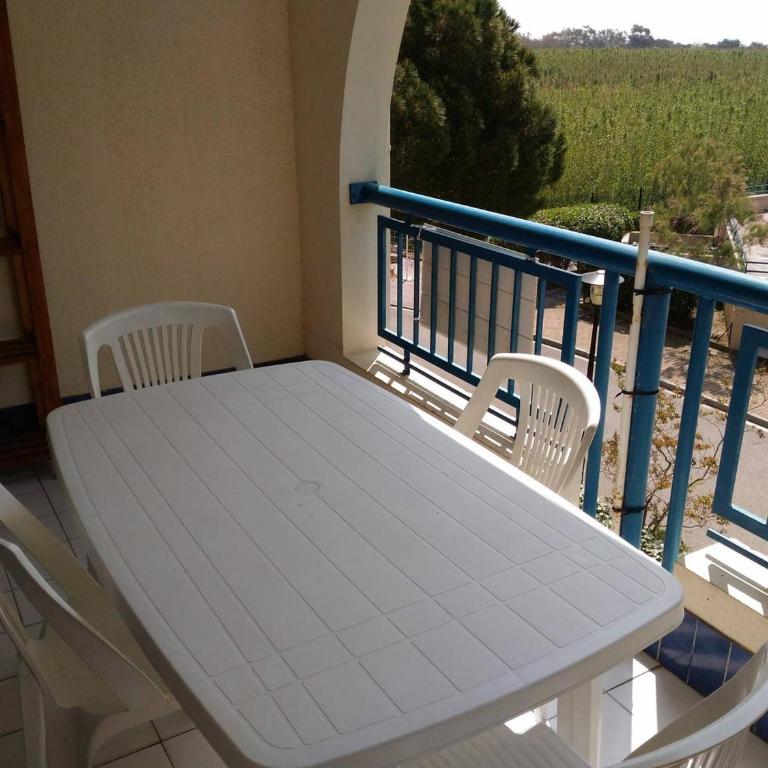 Appartement T2 cabine 2 étoiles au Lavandou avec climatisation - FR-1-308-92 - Appartement (4 Adultes) - 1