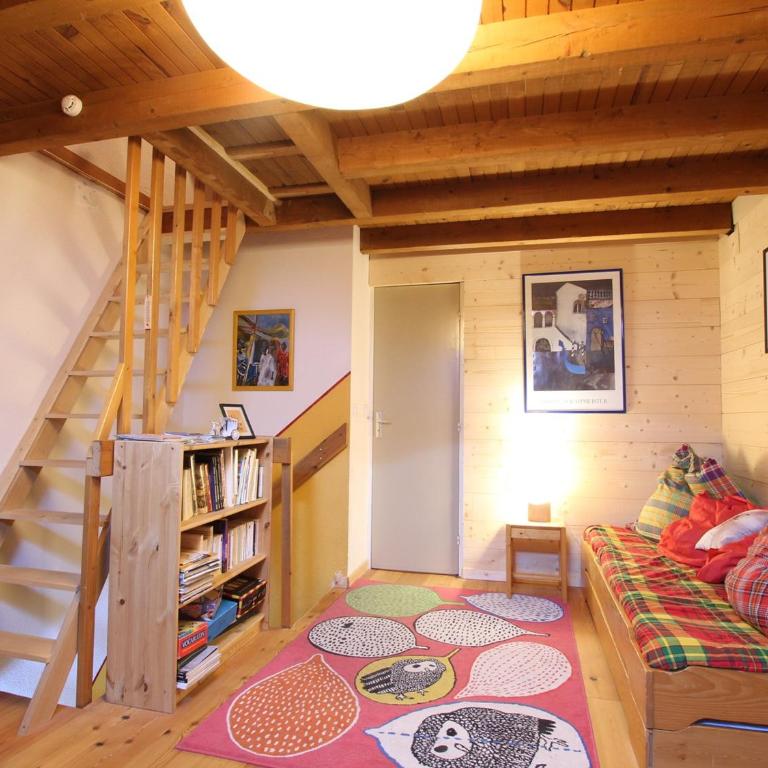 Triplex 6 Pers avec Balcon, Secteur Calme à Saint-Chaffrey, Proche Navette Skieur - Appartement 2 Chambres - 13