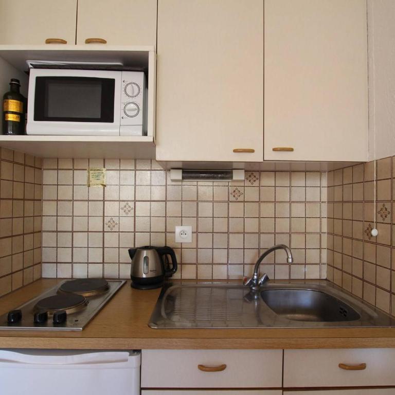 Studio 4 pers. à Briançon – Pied de pistes, proche commerces, balcon, parking privé - FR-1-330C-53 - Appartement (4 Adultes) - 14
