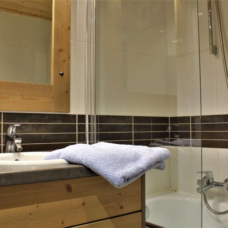 Appartement cosy 2 pièces avec balcon, piscine, sauna et accès direct aux pistes - 5 couchages, Risoul - Appartement 1 Chambre - 14