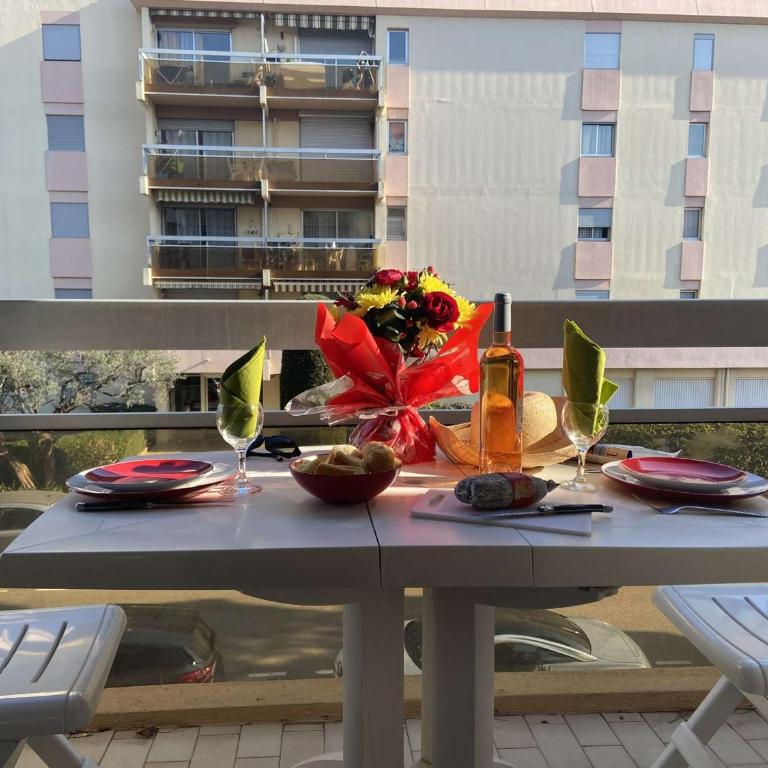 Studio cosy à 500m du port de Fréjus, proche plage et commerces - FR-1-226A-356 - Appartamento (2 Adulti) - 1