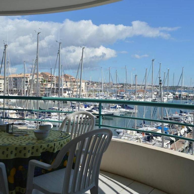 Fréjus: Appt 2P, 5 pers, Piscine, Plage à 150m, Parking, Animaux OK - FR-1-226A-357 - Casa Vacanze - 1