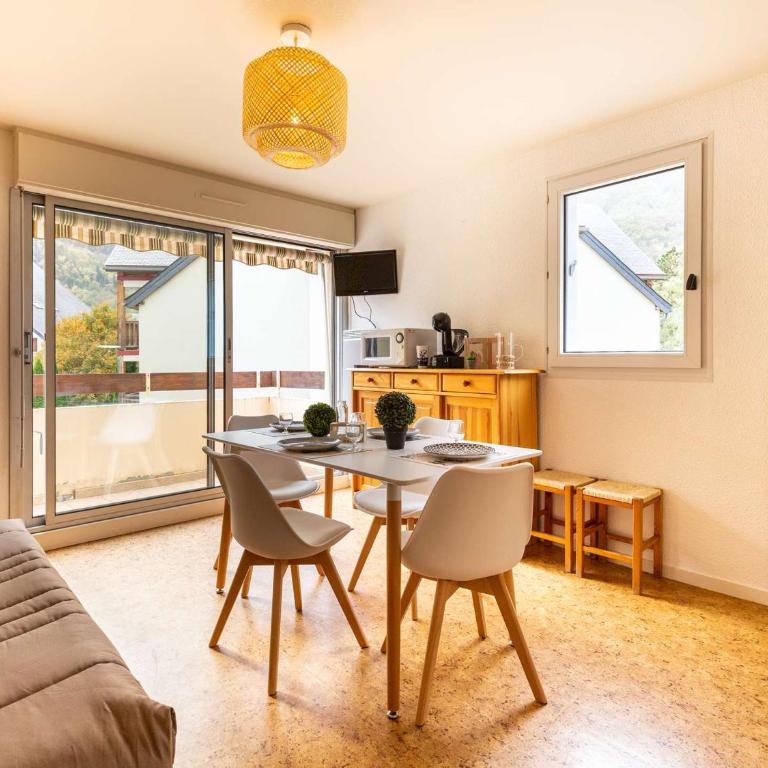 Charmant appartement pour 4 pers. proche des thermes et du téléphérique - FR-1-296-445 - Apartment - 6