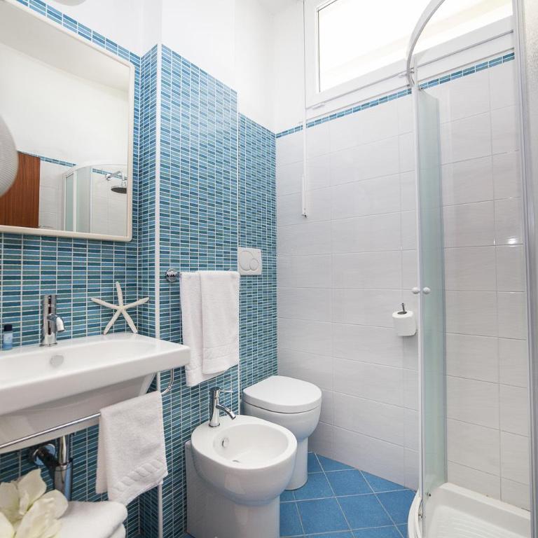 Hotel Bisanzio - Camera Familiare con Vista Mare Frontale (2 Adulti + 2 Bambini) - 13