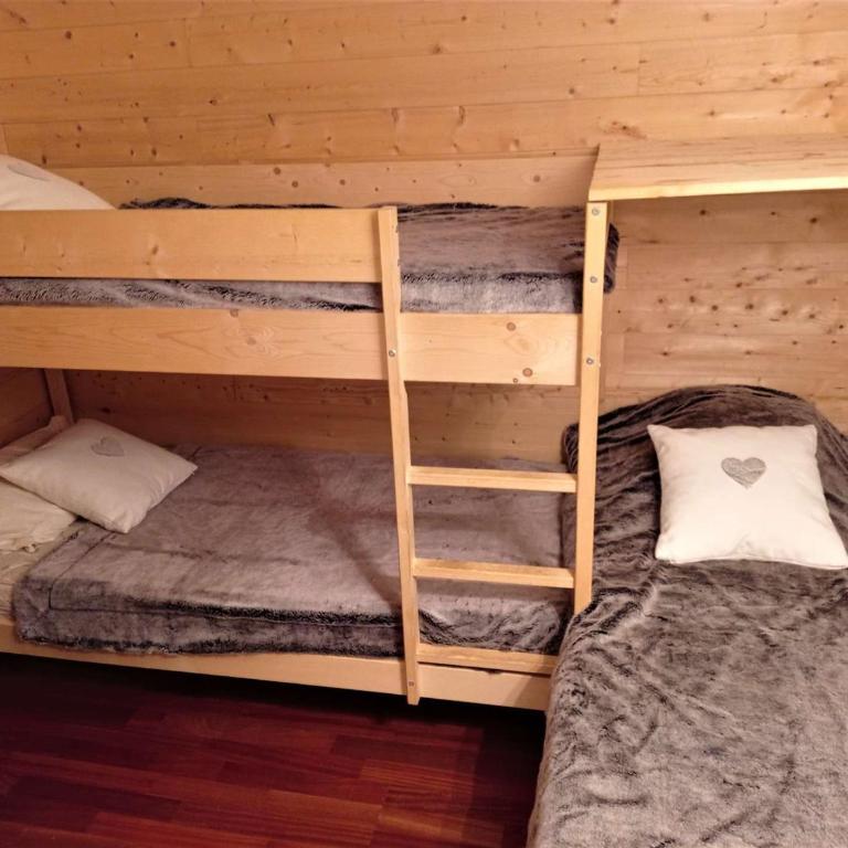 Charmant appart pour 5 pers, balcon, départ skis aux pieds, équipements top ! - Apartment mit 1 Schlafzimmer - 10