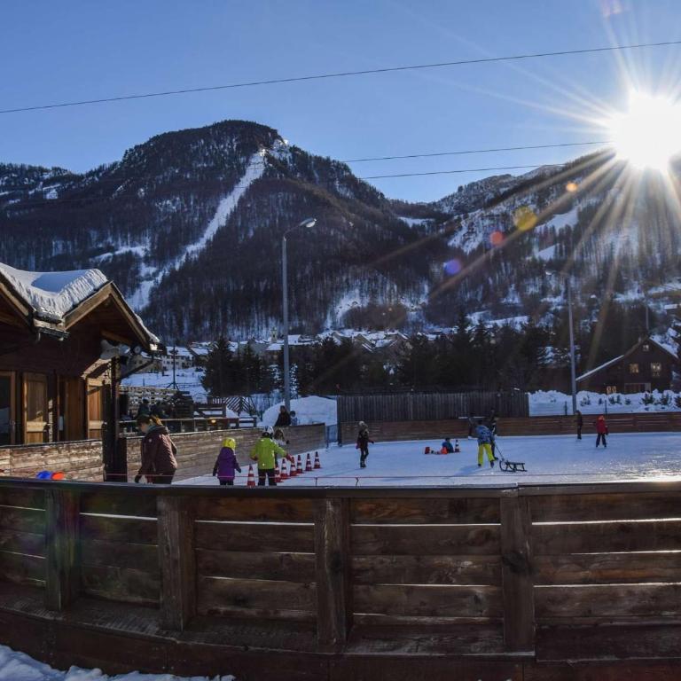 Studio cosy 4 pers à La Salle-les-Alpes, 250m du télécabine, balcon et parking privé - FR-1-330F-54 - Appartement (3 Adultes) - 14