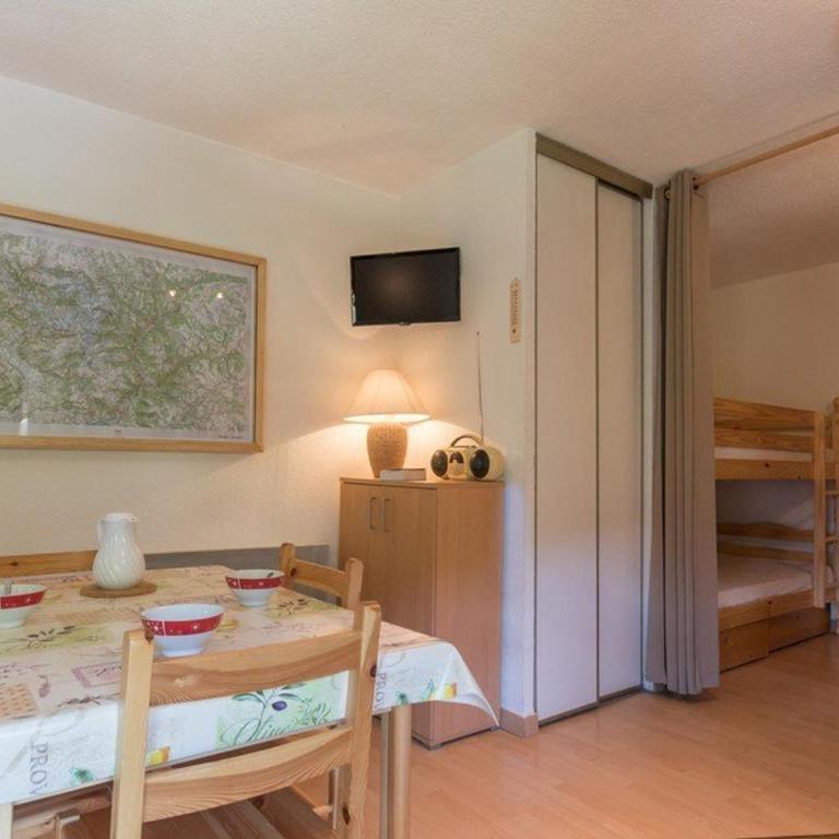 Studio cosy 4 pers. à Serre-Chevalier, proche commerces et remontées mécaniques, casier à ski inclus - Appartement 1 Chambre - 1