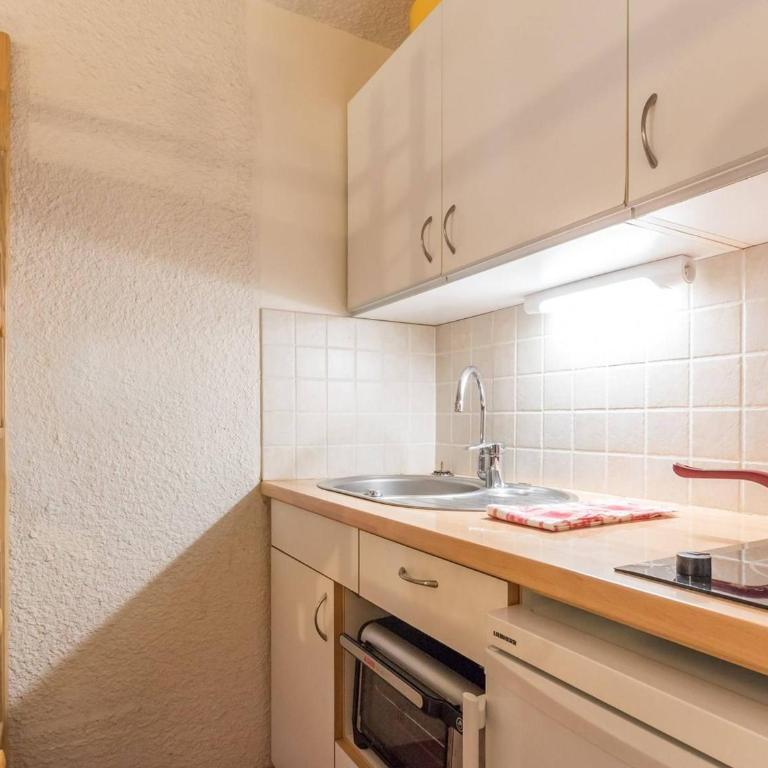 Charmant studio ski-in/ski-out 4 pers. avec piscine, jardin et parking à La Salle les Alpes - FR-1-330F-62 - Appartement (4 Adultes) - 8