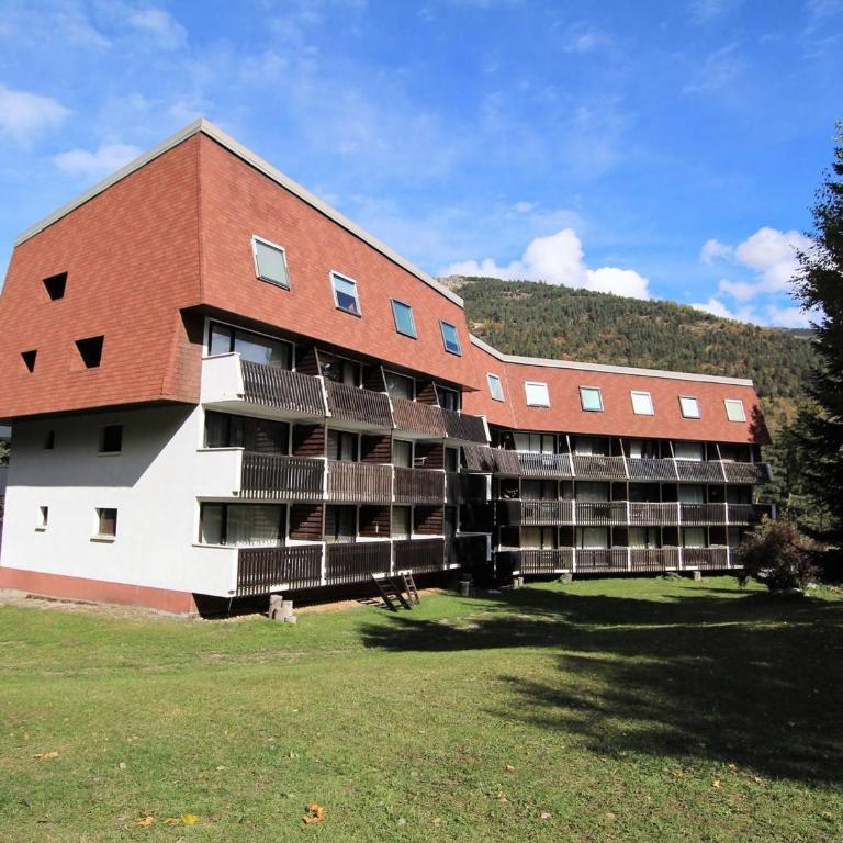 Charmant studio ski-in/ski-out 4 pers. avec piscine, jardin et parking à La Salle les Alpes - FR-1-330F-62 - Appartement (4 Adultes) - 14