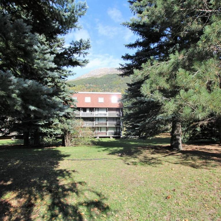 Charmant studio ski-in/ski-out 4 pers. avec piscine, jardin et parking à La Salle les Alpes - FR-1-330F-62 - Appartement (4 Adultes) - 17
