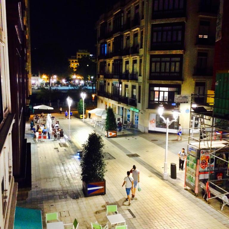 Pension Martinez - Double Room with Shared Bathroom - 10