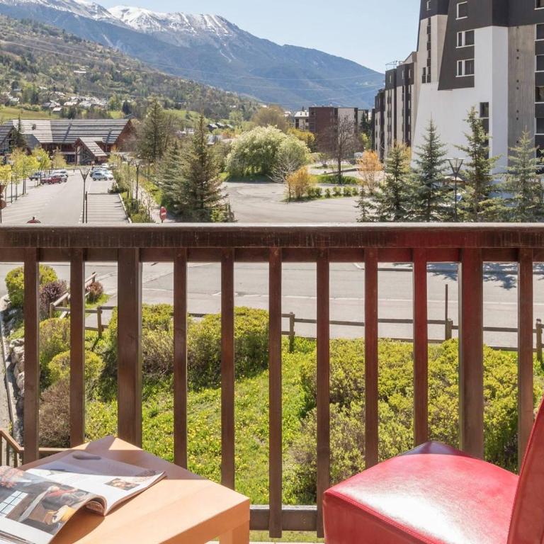 Appartement lumineux 2 pièces 6 pers, proche pistes et commerces - La Salle Les Alpes - Appartement 1 Chambre - 8