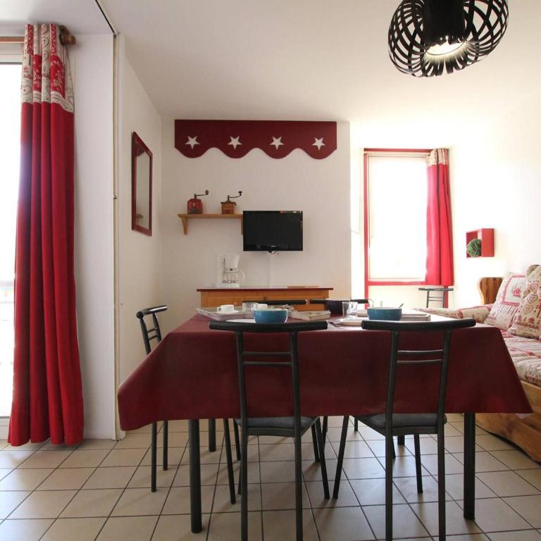 Apt 2P 4-6 Pers Briançon Proche Pistes, Balcon, TV, Cuisine Équipée, Animaux Admis - FR-1-330C-17 - Apartment (6 Adults) - 7