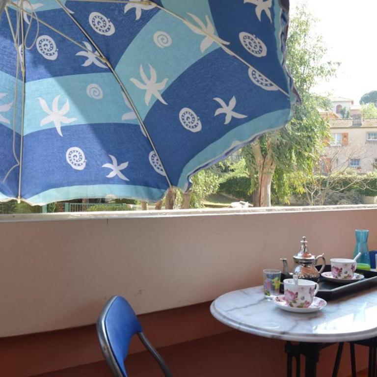 Sainte-Maxime : Studio cabine avec piscine, parking, climatisation et terrasse - FR-1-226-294 - Apartment (4 Erwachsene) - 3