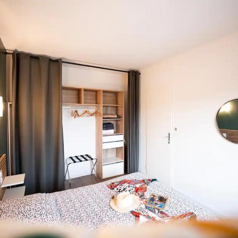 appartement n2 centre village, clim, parking gratuit - Appartement 1 Chambre - 16