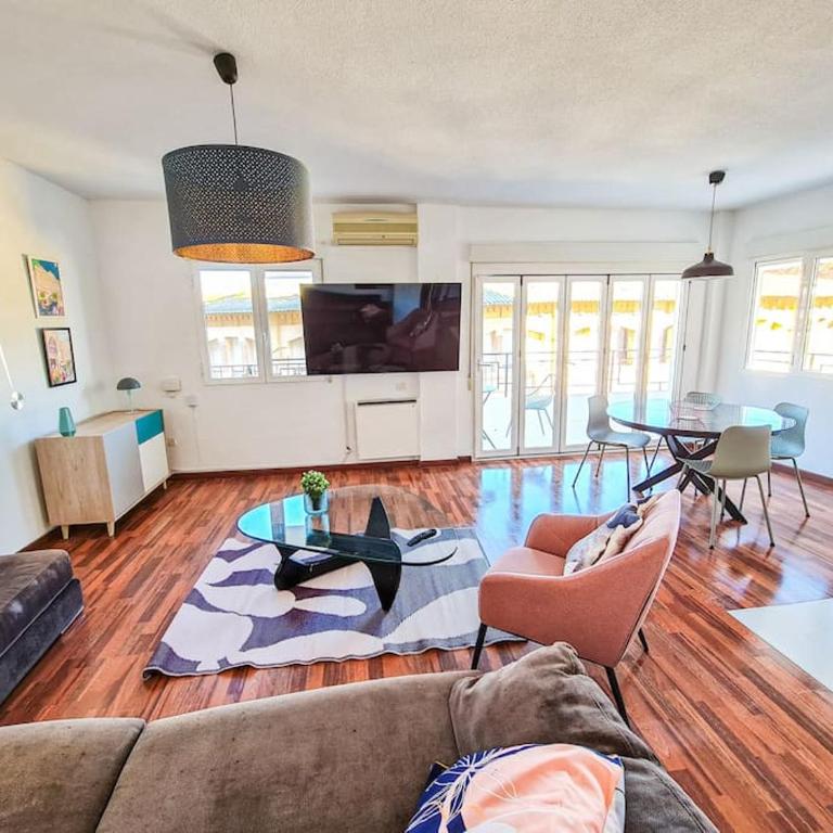 Lujoso piso en Plaza de Toros - Two-Bedroom Apartment - 21