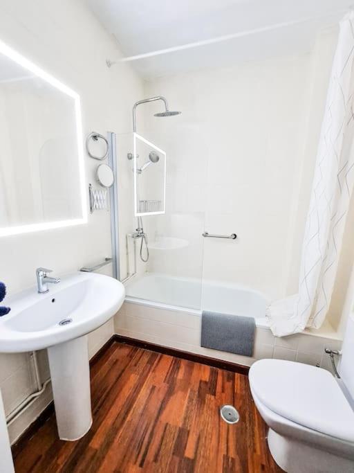 Lujoso piso en Plaza de Toros - Two-Bedroom Apartment - 22