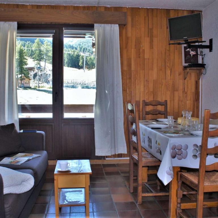 Studio 4 couchages au pied des pistes avec casier à ski, Risoul 1850 - Appartement 1 Chambre - 1