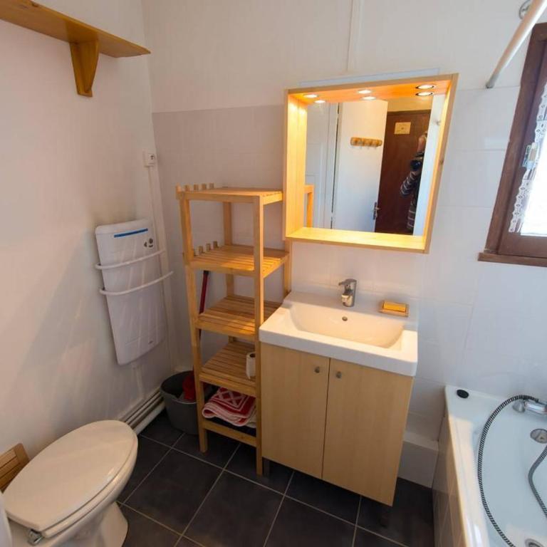 Studio cosy pour 4 à Risoul 1850, au pied des pistes, balcon ouest, 2 étoiles - Appartement 1 Chambre - 13