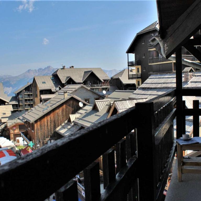 Studio cosy pour 4 à Risoul 1850, au pied des pistes, balcon ouest, 2 étoiles - Appartement 1 Chambre - 14