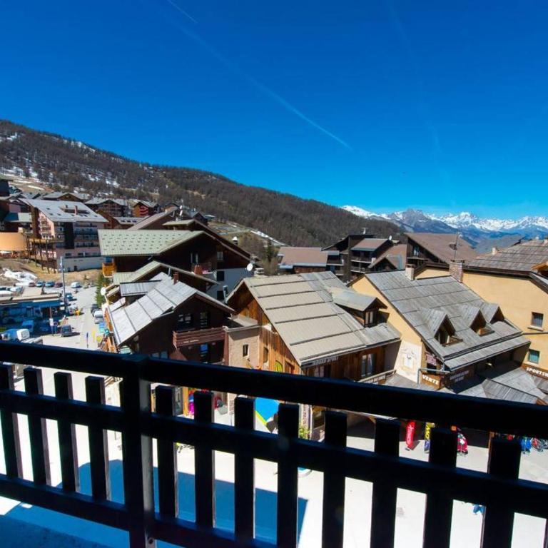 Studio cosy pour 4 à Risoul 1850, au pied des pistes, balcon ouest, 2 étoiles - Appartement 1 Chambre - 17