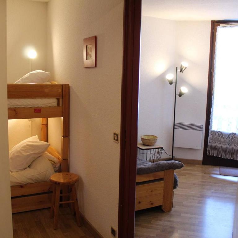 Studio cabine - 4 couchages, à l'entrée de Risoul 1850, proche commerces et navette gratuite - Appartement 1 Chambre - 2