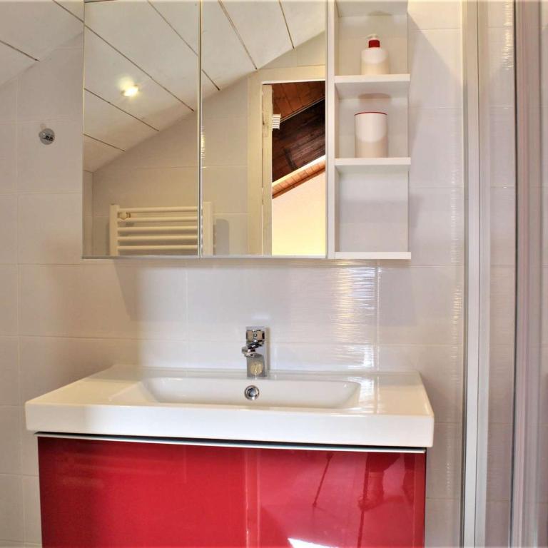 Appartement 2 pièces cabine - 6 couchages - Risoul 1850 - Appartement 1 Chambre - 14