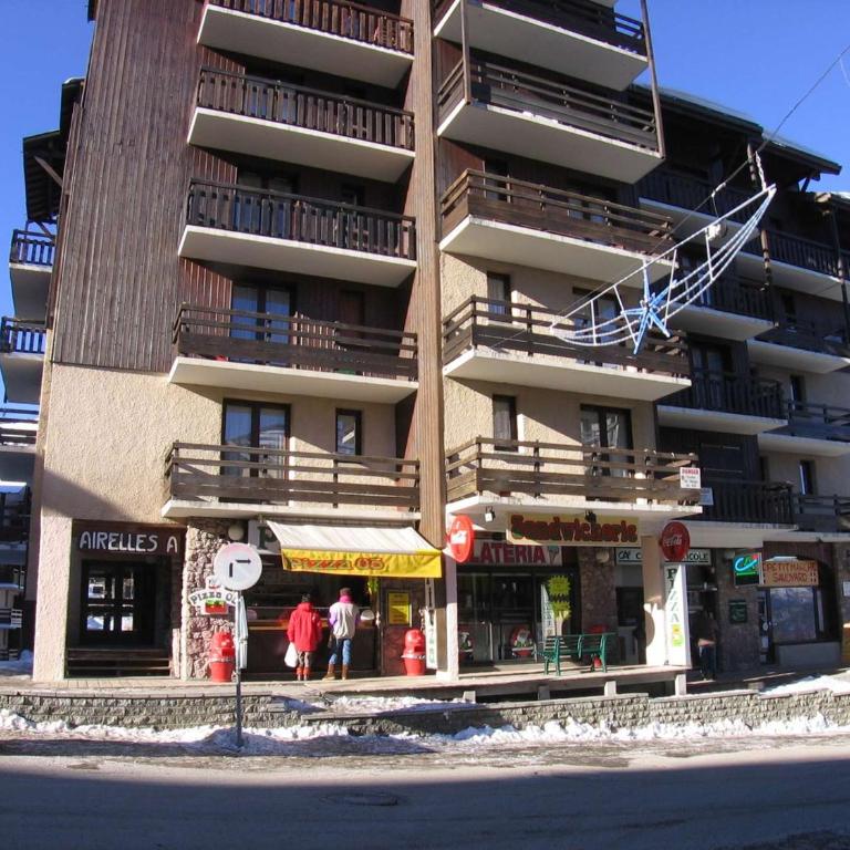 Appartement 2 pièces cabine - 6 couchages - Risoul 1850 - Appartement 1 Chambre - 23