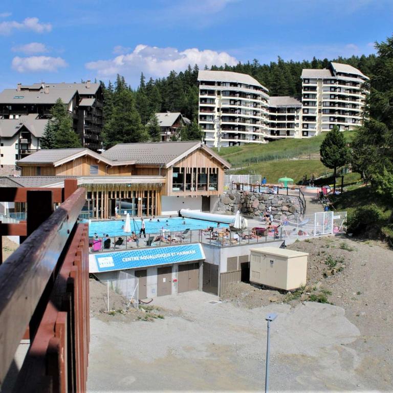Appartement cosy 2 pièces avec balcon et accès piscine à Risoul - Appartement 1 Chambre - 10