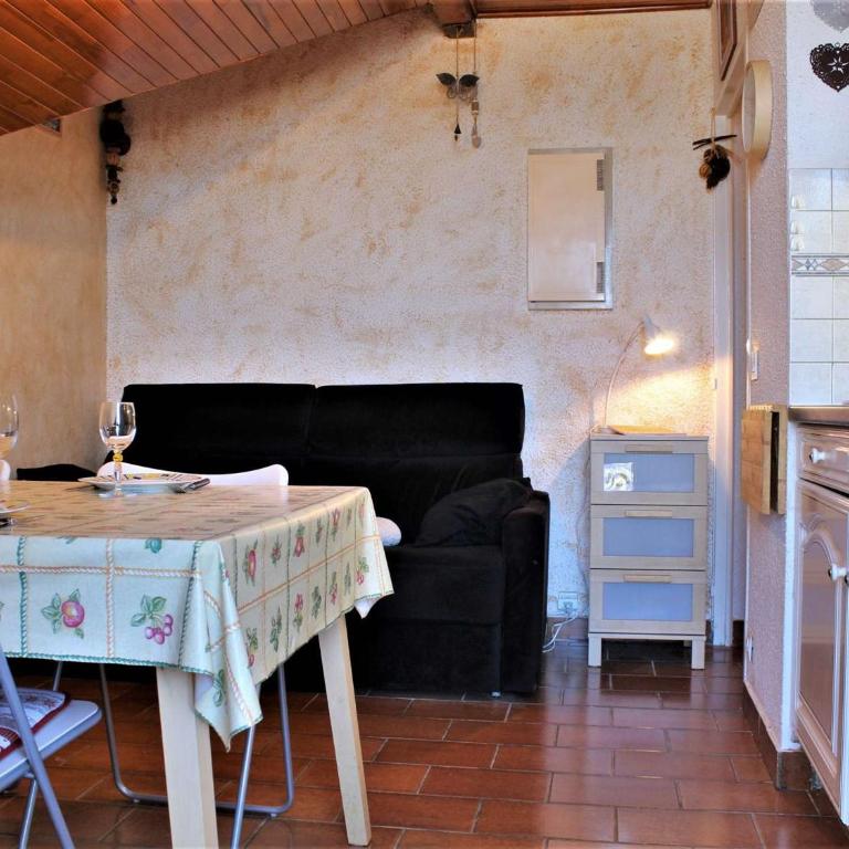 Appartement pieds des pistes, 2 cabines, 4 personnes - Risoul 1850 - Appartement 2 Chambres - 1