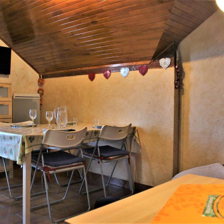 Appartement pieds des pistes, 2 cabines, 4 personnes - Risoul 1850 - Appartement 2 Chambres - 5