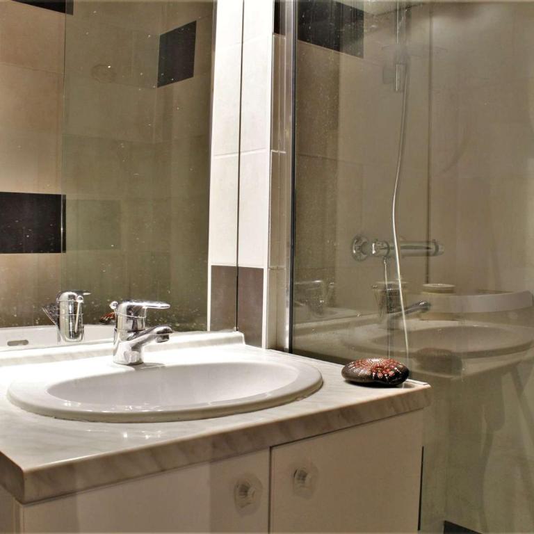 Appartement pieds des pistes, 2 cabines, 4 personnes - Risoul 1850 - Appartement 2 Chambres - 7