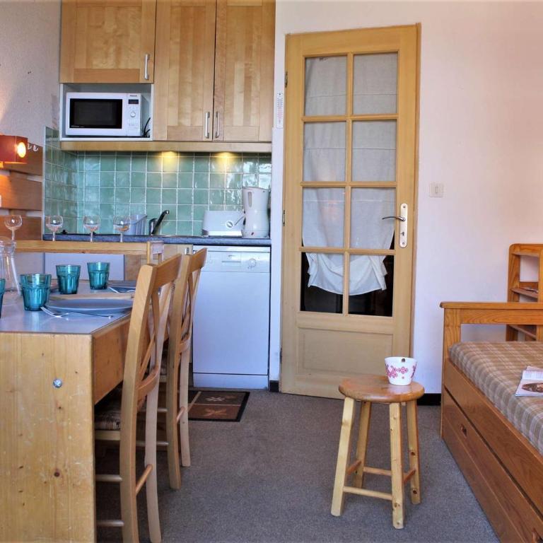 Studio cabine 4 pers, pied de pistes, animaux acceptés – Risoul 1850 - Appartement 1 Chambre - 1