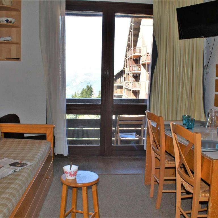Studio cabine 4 pers, pied de pistes, animaux acceptés – Risoul 1850 - Appartement 1 Chambre - 2