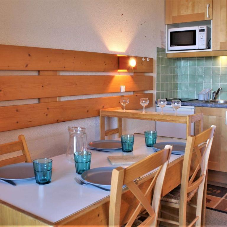 Studio cabine 4 pers, pied de pistes, animaux acceptés – Risoul 1850 - Appartement 1 Chambre - 3
