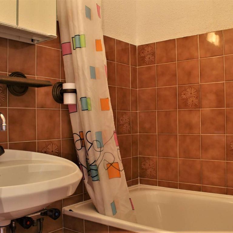 Studio coin montagne 4 pers, pied de pistes à Risoul - Appartement 1 Chambre - 11
