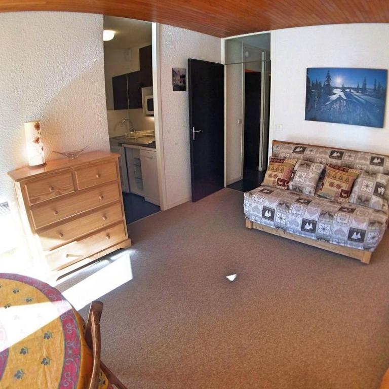 Studio Vars Les Claux, 30m², 4 couchages, balcon, proche pistes et commerces - FR-1-330B-20 - Appartamento (4 Adulti) - 2