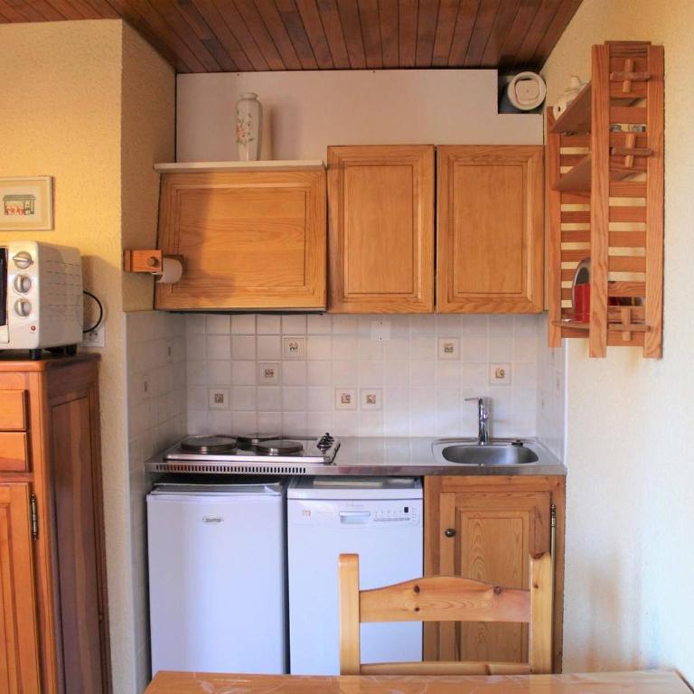 Studio 4 pers. Vars Les Claux, balcon, à 50m des pistes et proche commerces - FR-1-330B-36 - Apartment (4 Adults) - 3