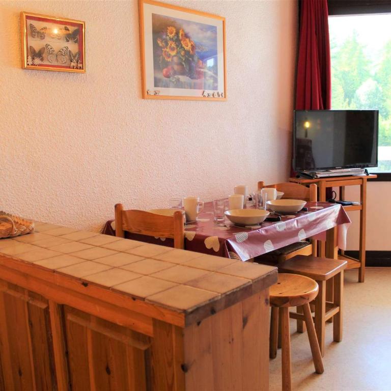 Studio cosy à Vars avec balcon, proche pistes et commerces, parking inclus - FR-1-330B-38 - Apartment (4 Erwachsene) - 2