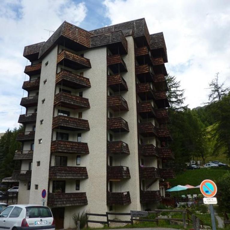 Studio confortable pour 4 pers, skis aux pieds, balcon, proche commerces - FR-1-322-219 - Apartment (4 Erwachsene) - 4