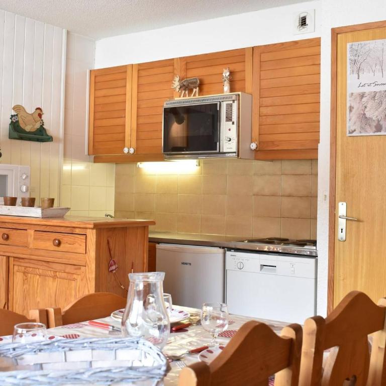 Studio cosy 4 pers, centre Méribel, pistes à 50m, proche commerces et restos - FR-1-180-312 - Appartement (4 Adultes) - 8