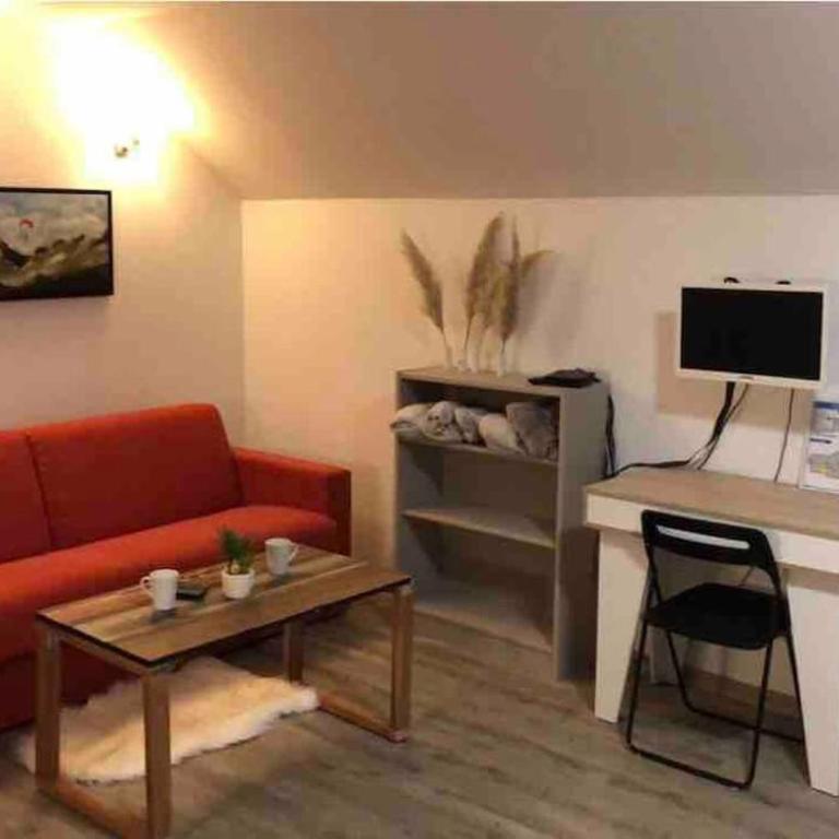Au bout du bois Piscine sauna hammam accessible en saison et le logement accessible toute l annee - Appartamento con 1 Camera da Letto - 4