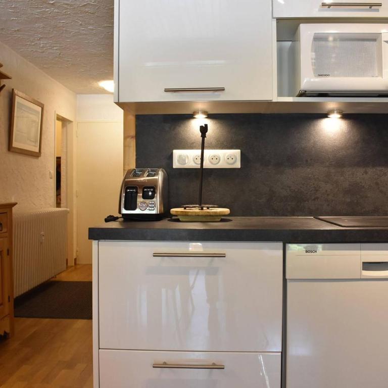 Appartement cosy 8 pers. Méribel Centre, proche pistes, internet inclus - FR-1-180-184 - Appartement (8 Adultes) - 4