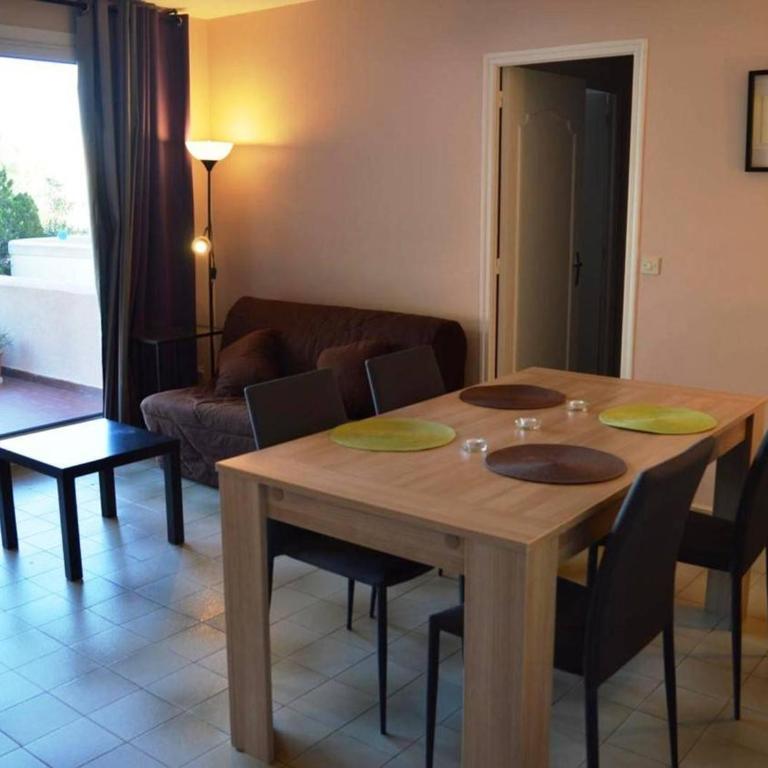 Studio mezzanine 4 couchages à Cavalaire avec terrasse, ascenseur, lave-vaisselle et lave-linge - FR-1-226B-27 - Appartement (4 Adultes) - 9