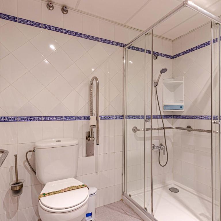 797 Holiday Rentals- Precioso piso con vistas al jardin en Benalbeach - One-Bedroom Apartment - 26