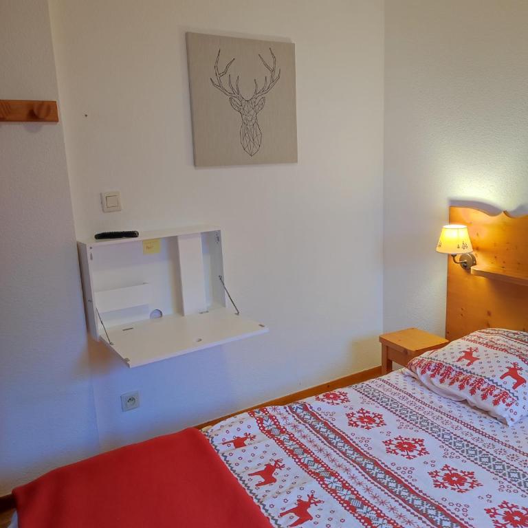 Les Arolles E23, classé 3 étoiles à Chamrousse 1700 - One-Bedroom Apartment - 10