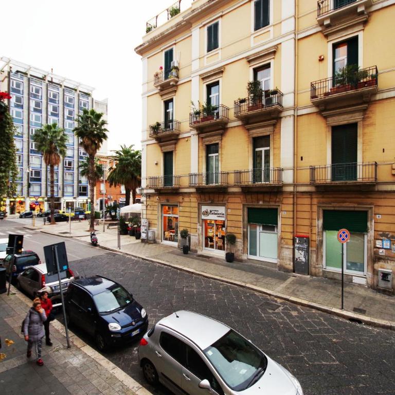Piazzetta Santa Barbara - Appartamento su 2 Livelli - 12