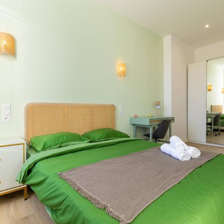 Super T2 (55 m2) proche du Cours Julien - Appartement 1 Chambre - 14